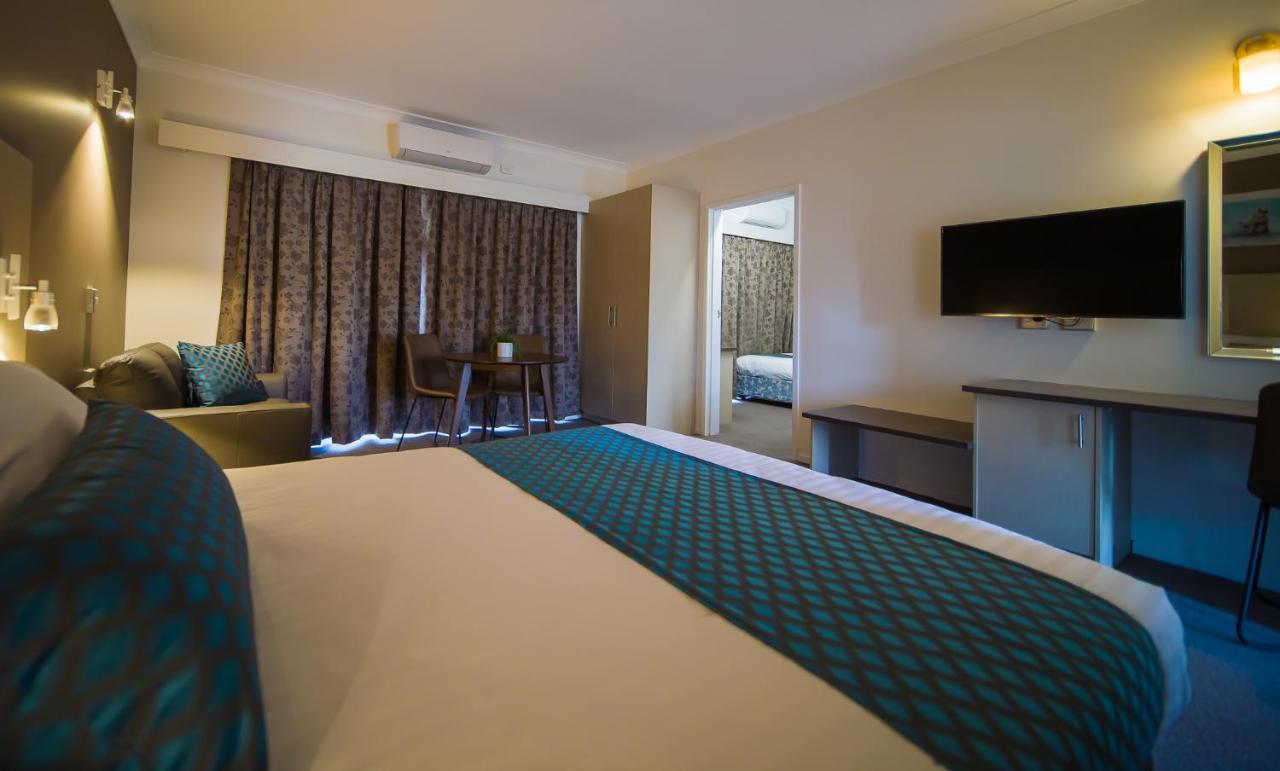 Hamilton'S Queanbeyan Motel ภายนอก รูปภาพ