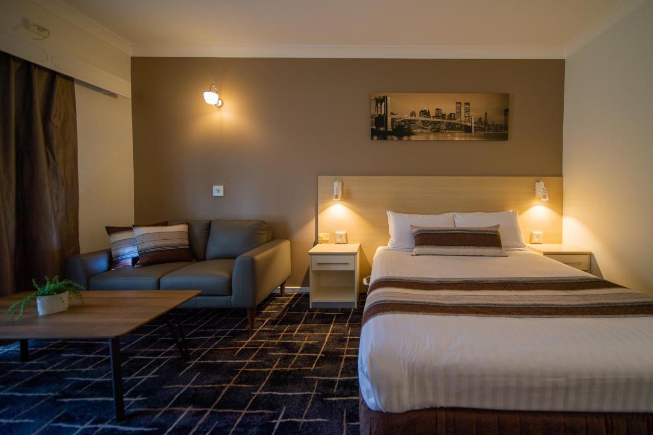 Hamilton'S Queanbeyan Motel ภายนอก รูปภาพ