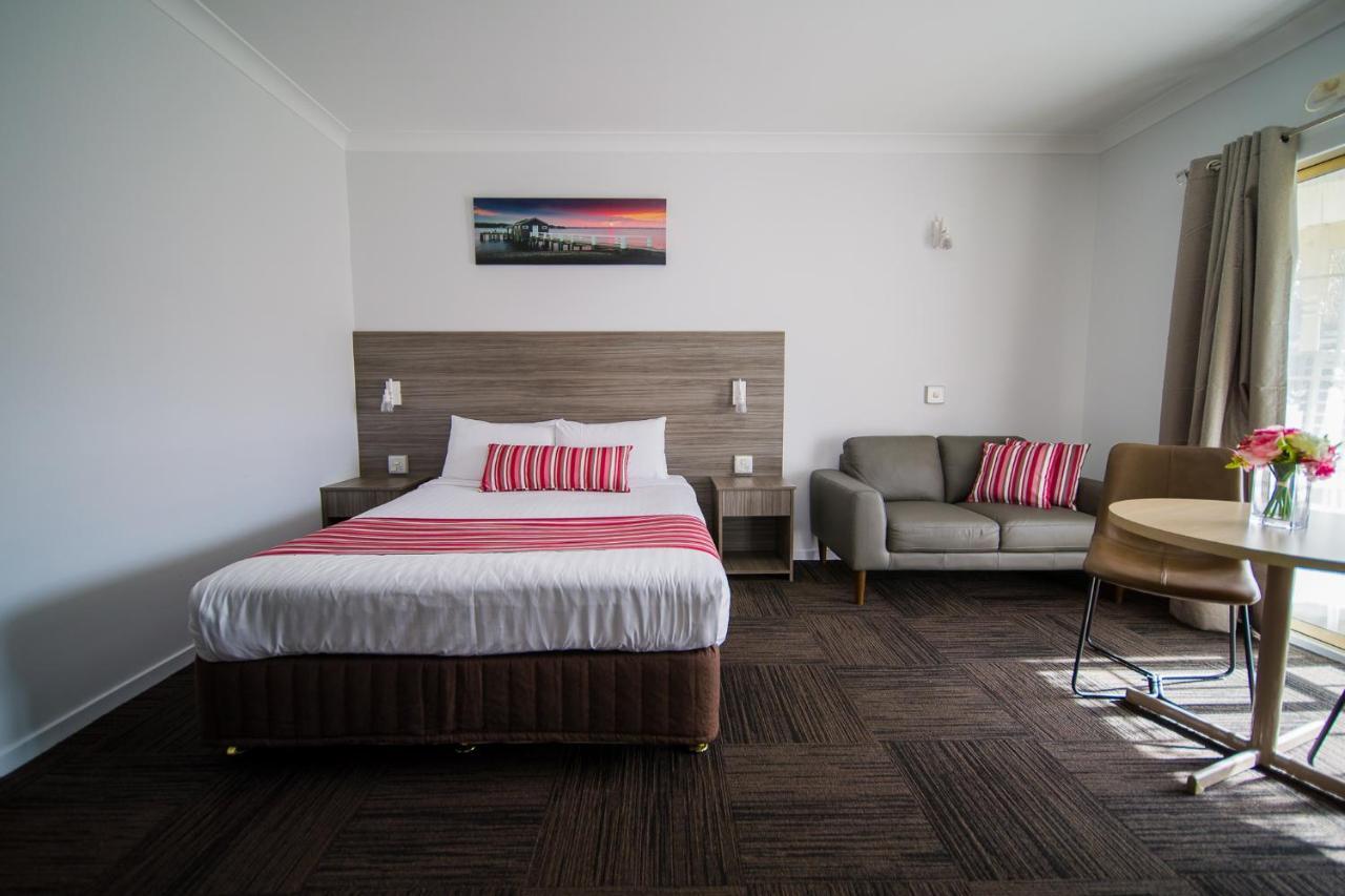 Hamilton'S Queanbeyan Motel ภายนอก รูปภาพ