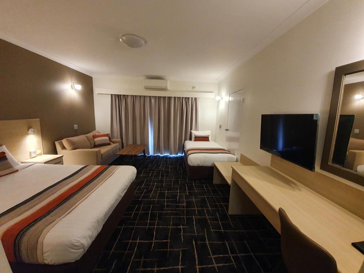 Hamilton'S Queanbeyan Motel ภายนอก รูปภาพ