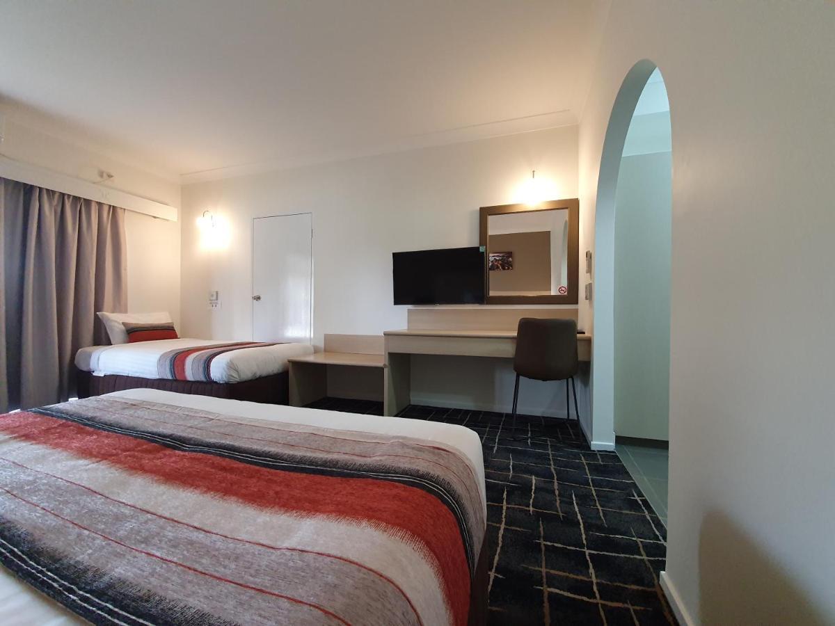 Hamilton'S Queanbeyan Motel ภายนอก รูปภาพ