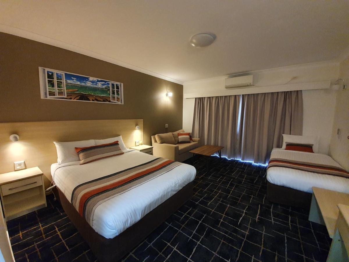 Hamilton'S Queanbeyan Motel ภายนอก รูปภาพ