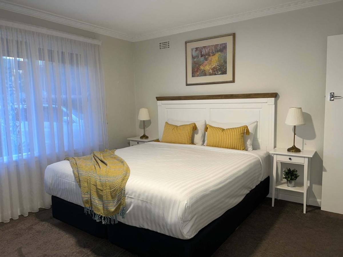 Hamilton'S Queanbeyan Motel ภายนอก รูปภาพ