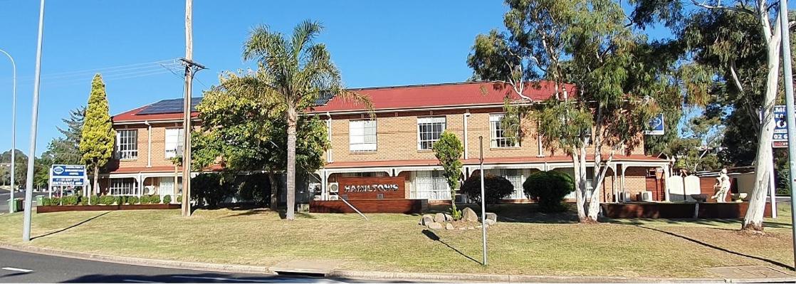 Hamilton'S Queanbeyan Motel ภายนอก รูปภาพ