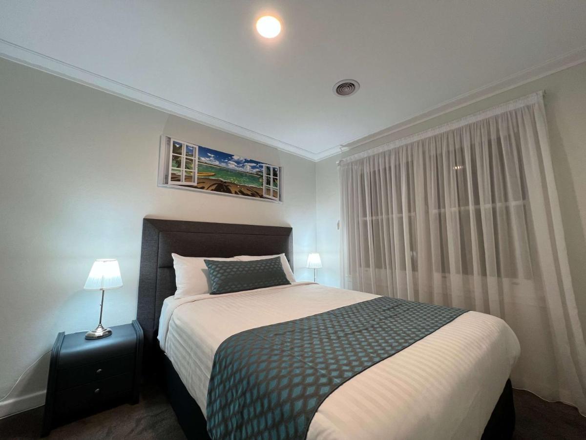 Hamilton'S Queanbeyan Motel ภายนอก รูปภาพ