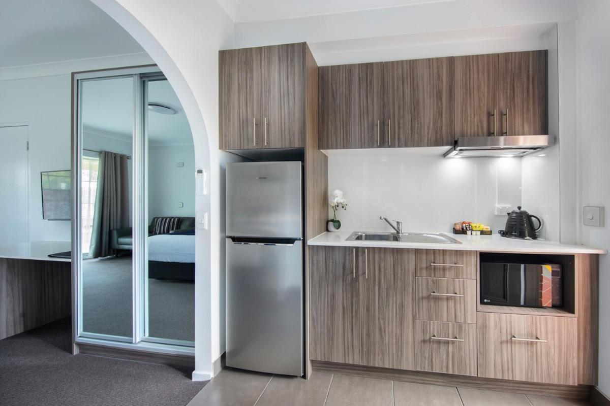 Hamilton'S Queanbeyan Motel ภายนอก รูปภาพ